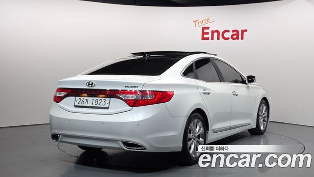 Hyundai Grandeur 2011 — photo 2