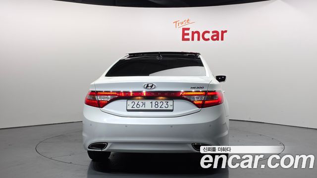Hyundai Grandeur 2011 — photo 4