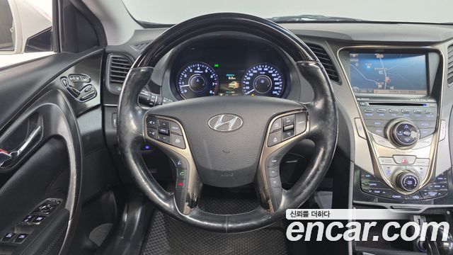 Hyundai Grandeur 2011 — photo 14