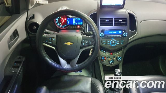 Chevrolet Korea Aveo 2015 — photo 13