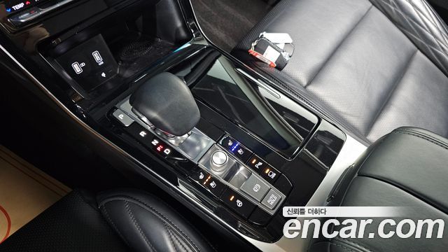 Kia K7 2020 — photo 9