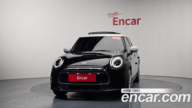 Mini Cooper 2022 — photo 3