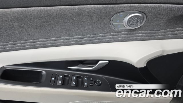Hyundai AVANTE 2021 — photo 14