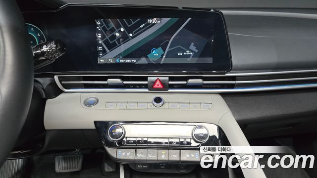 Hyundai AVANTE 2021 — photo 16