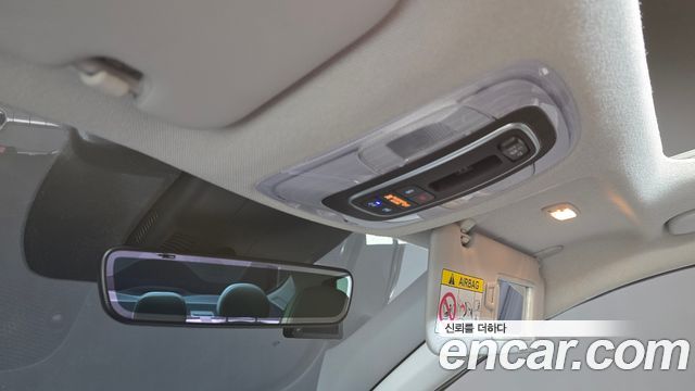 Hyundai AVANTE 2021 — photo 18