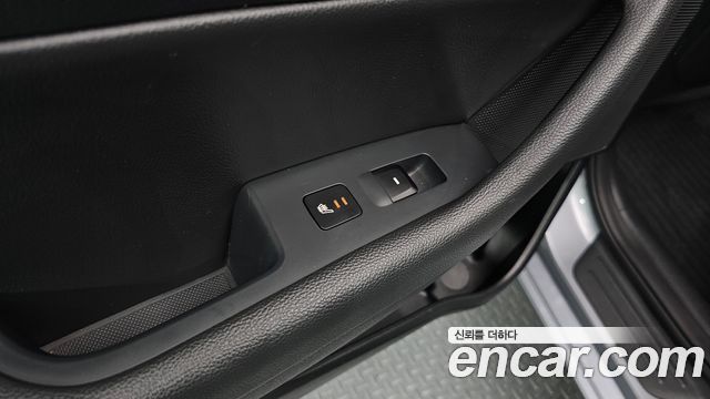 Hyundai Sonata 2016 — photo 19