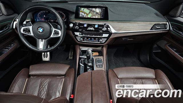 BMW Gran Turismo 2020 — photo 7