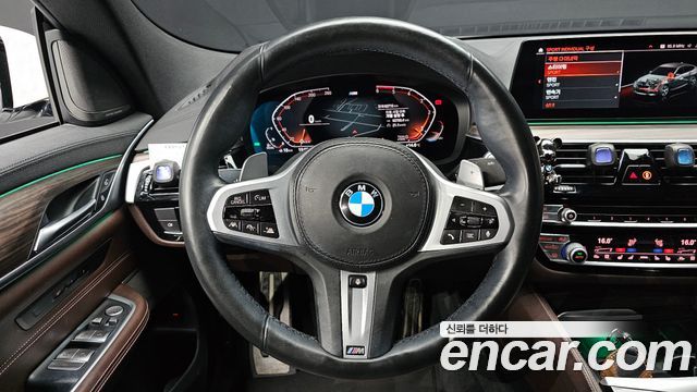 BMW Gran Turismo 2020 — photo 13