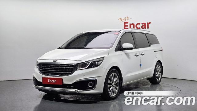 Kia Canival 2016 — photo 1