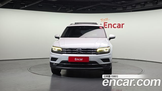 Volkswagen Tiguan 2020 — photo 3