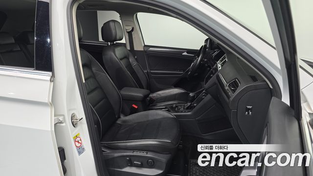 Volkswagen Tiguan 2020 — photo 10