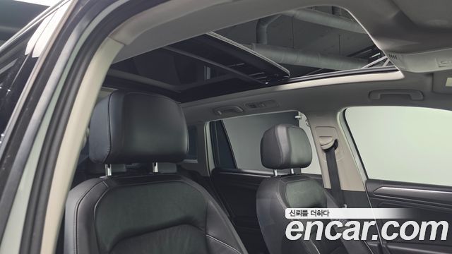 Volkswagen Tiguan 2020 — photo 18