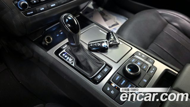Hyundai Genesis 2016 — photo 9