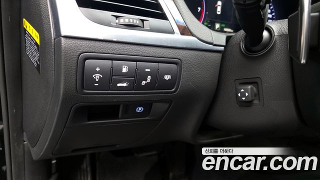 Hyundai Genesis 2016 — photo 12
