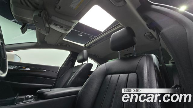 Mercedes-Benz CLS-Class 2016 — photo 20