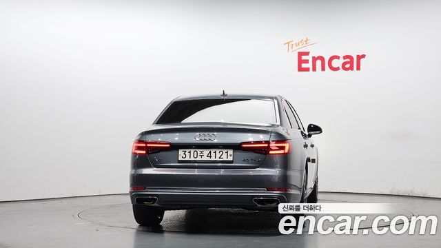 Audi A4 2019 — photo 4