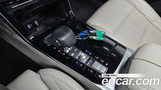 Kia K7 2020 — photo 9