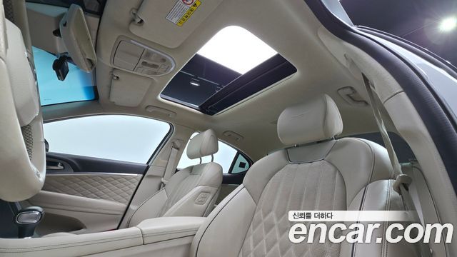 Genesis G70 2019 — photo 19