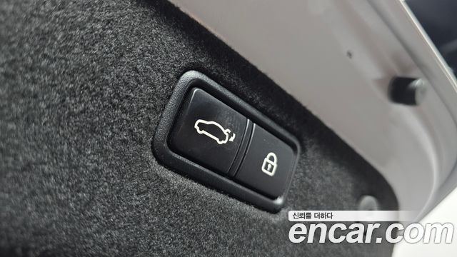 Genesis G70 2019 — photo 20