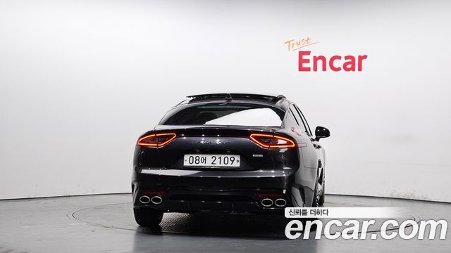 Kia Stinger 2018 — photo 4