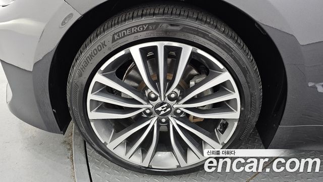Kia Stinger 2018 — photo 5