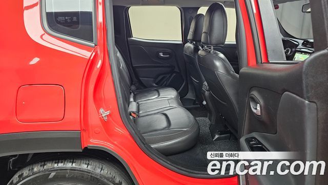 Jeep Renegade 2021 — photo 12