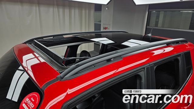 Jeep Renegade 2021 — photo 19
