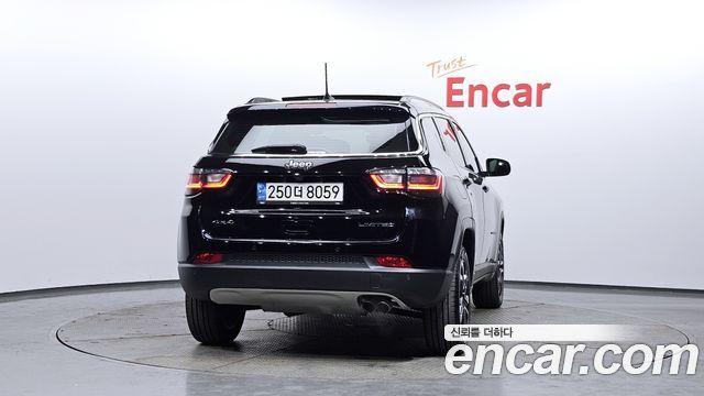 Jeep Compass 2022 — photo 4