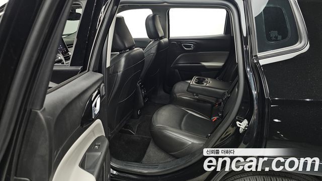 Jeep Compass 2022 — photo 11