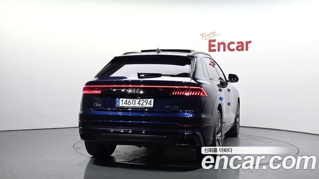 Audi Q8 2022 — photo 4