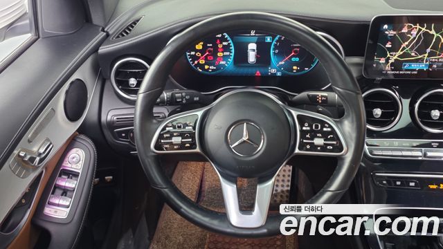 Mercedes-Benz GLC-Class 2022 — photo 13