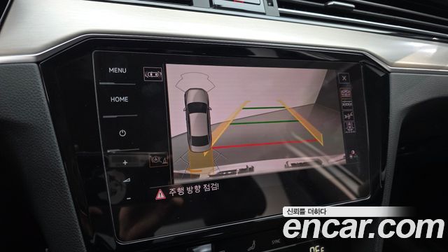 Volkswagen Passat 2022 — photo 15