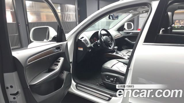 Audi Q5 2016 — photo 10