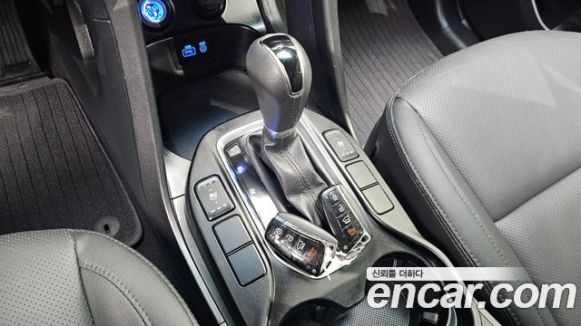 Hyundai Santafe 2016 — photo 9