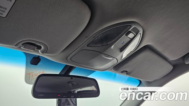 Hyundai Santafe 2016 — photo 18