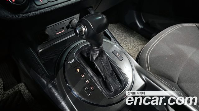 Kia Sportage 2012 — photo 9