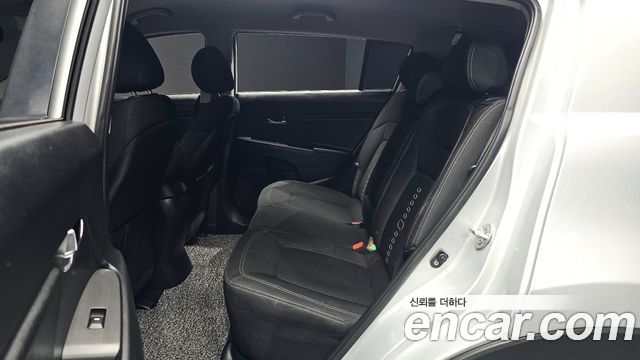 Kia Sportage 2012 — photo 12