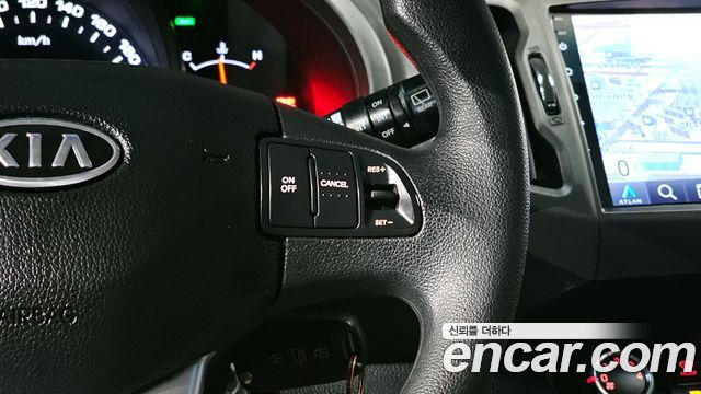 Kia Sportage 2012 — photo 15