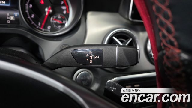 Mercedes-Benz CLA-Class 2018 — photo 9