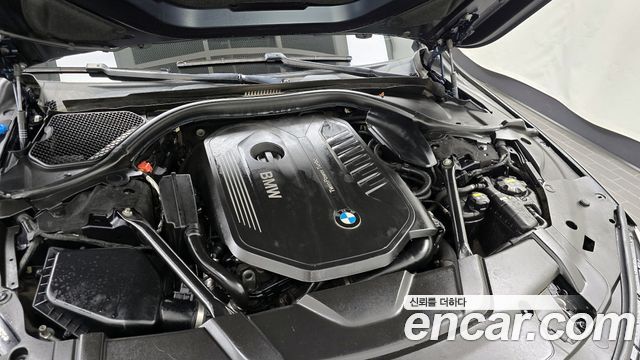 BMW 7-Series 2017 — photo 6