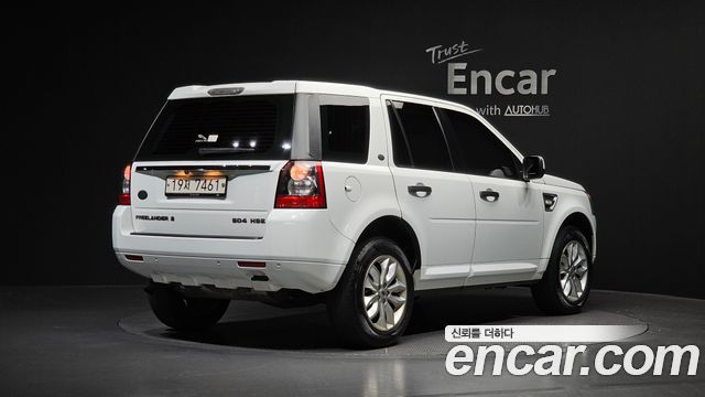 Land Rover Freelander 2011 — photo 2