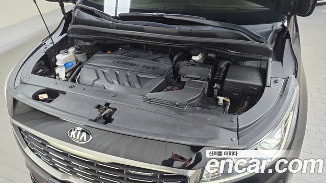 Kia Canival 2019 — photo 6