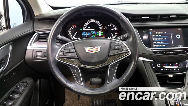 Cadillac XT5 2018 — photo 13