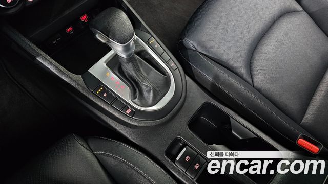 Kia K3 2022 — photo 9
