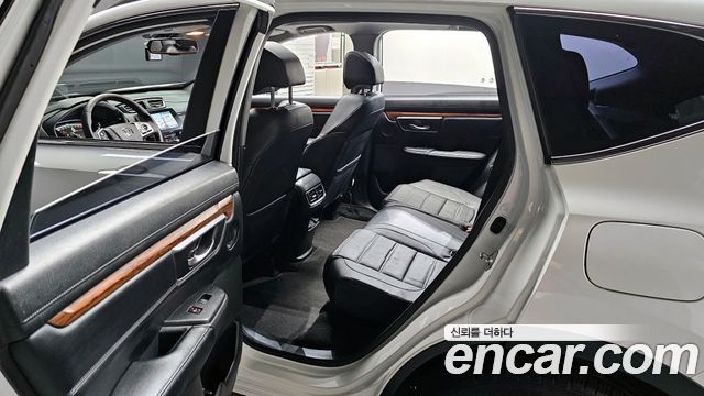 Honda CR-V 2017 — photo 11