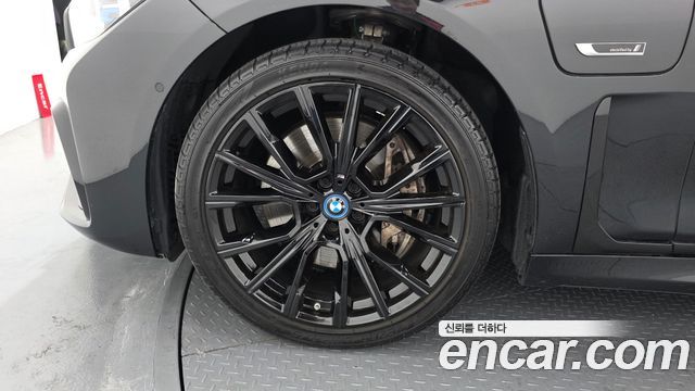 BMW 7-Series 2022 — photo 5