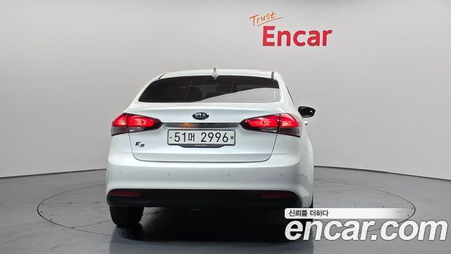 Kia K3 2017 — photo 4