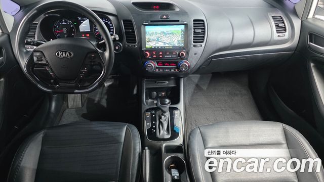 Kia K3 2017 — photo 7