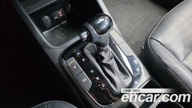 Kia K3 2017 — photo 9