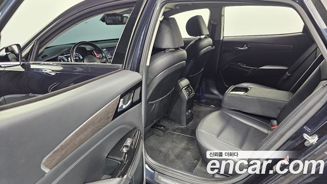Kia K7 2020 — photo 11